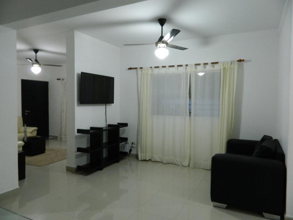 شقة Residencial Vista Del Bosque سانتياغو دي لوس كاباليروس المظهر الخارجي الصورة