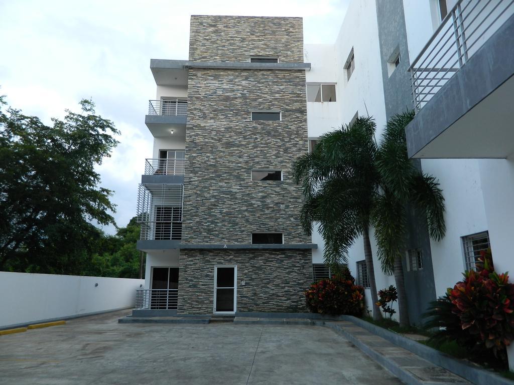 شقة Residencial Vista Del Bosque سانتياغو دي لوس كاباليروس المظهر الخارجي الصورة